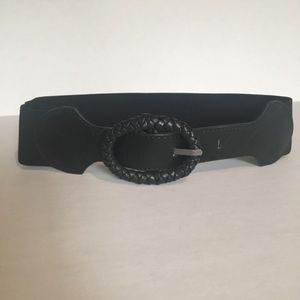 Black stretch belt